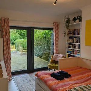  Homestay Private With Terrace And Free Parking